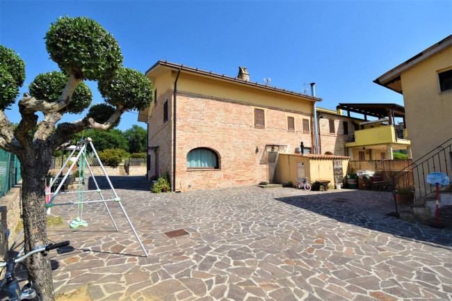 Casa cielo-terra in vendita a Servigliano