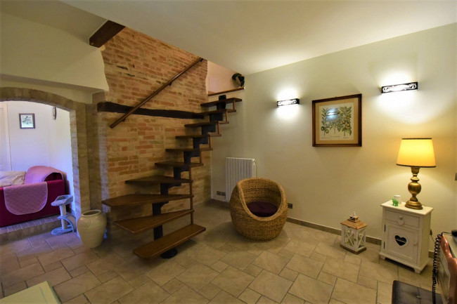 Casa cielo-terra in vendita a Servigliano