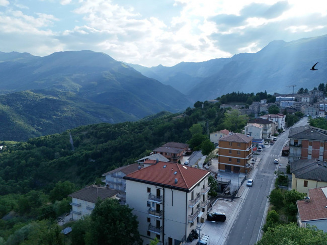 Appartamento in vendita a Montemonaco