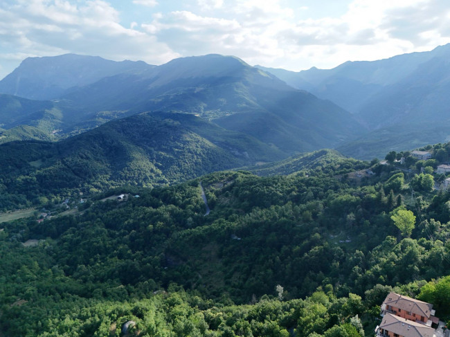 Appartamento in vendita a Montemonaco