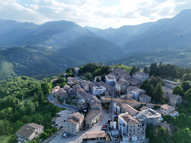 Appartamento in vendita a Montemonaco