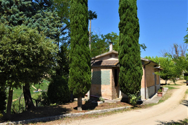 Casa colonica in vendita a Ripatransone