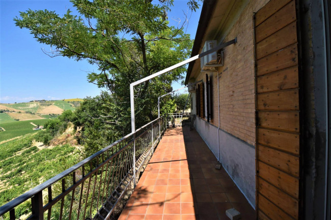 Casa colonica in vendita a Ripatransone