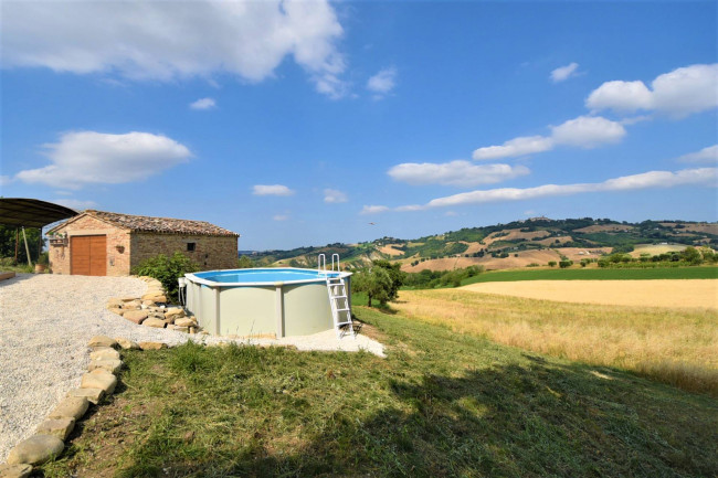 Casale in vendita a Servigliano