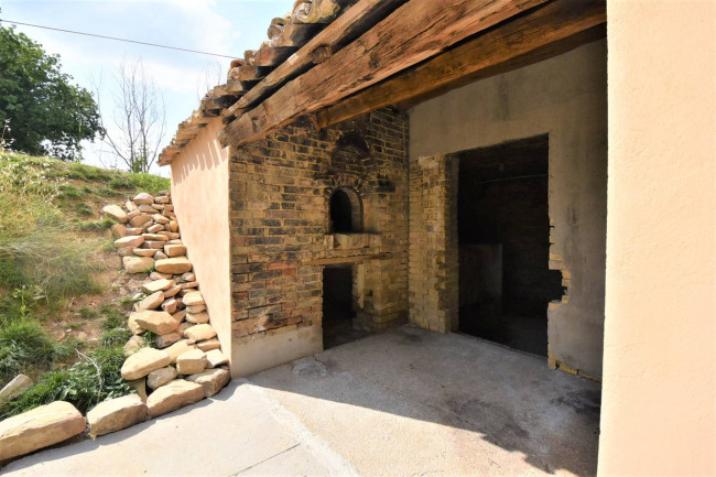 Casale in vendita a Servigliano