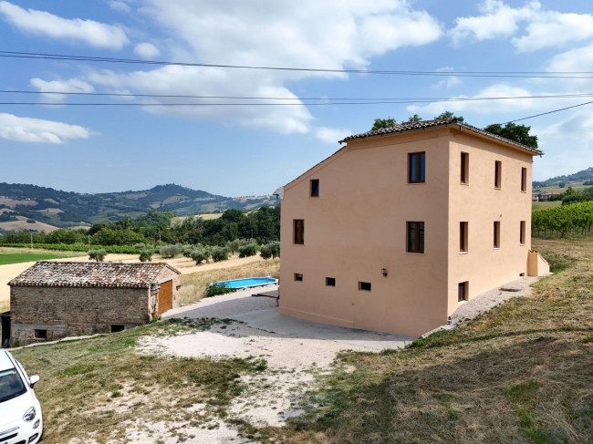 Casale in vendita a Servigliano