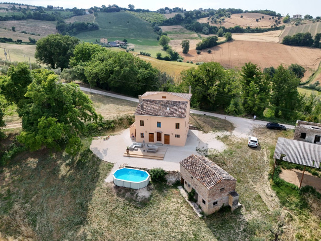 Casale in vendita a Servigliano
