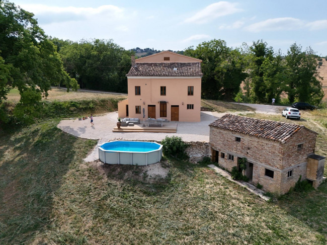 Casale in vendita a Servigliano