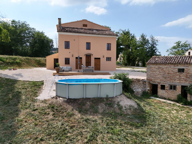 Casale in vendita a Servigliano