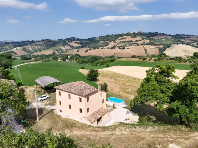 Casale in vendita a Servigliano