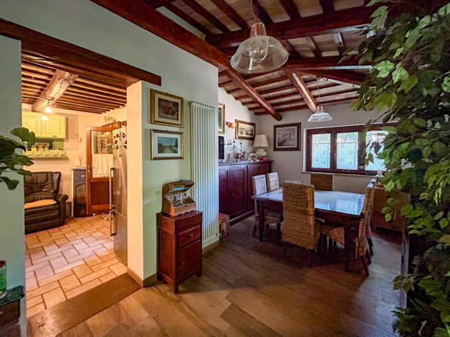 Villa in vendita a Montelupone