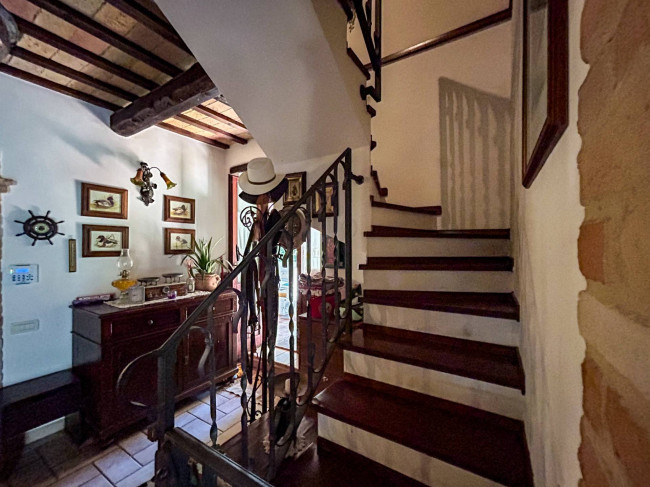 Villa in vendita a Montelupone