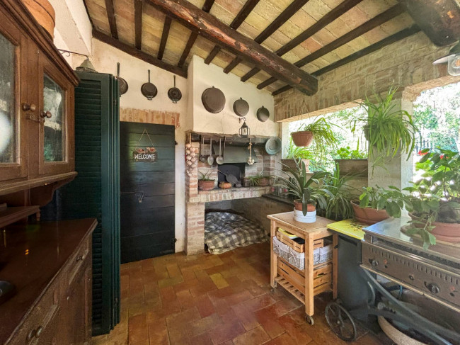 Villa in vendita a Montelupone