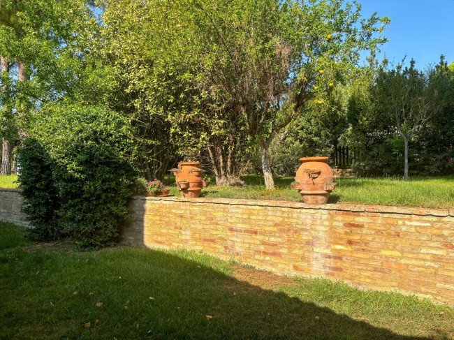 Villa in vendita a Montelupone