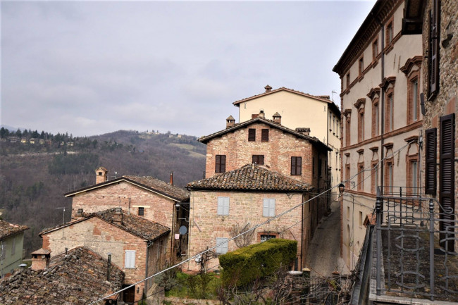 Appartamento in vendita a Montefortino