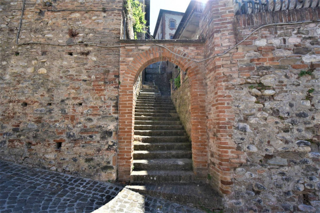 Appartamento in vendita a Montefortino