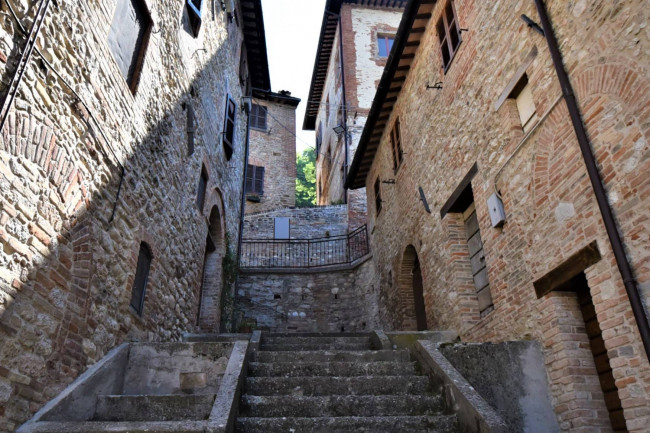 Appartamento in vendita a Montefortino