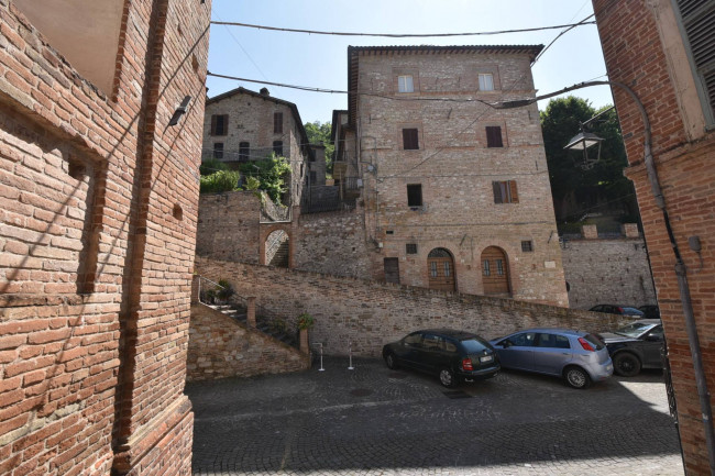 Appartamento in vendita a Montefortino