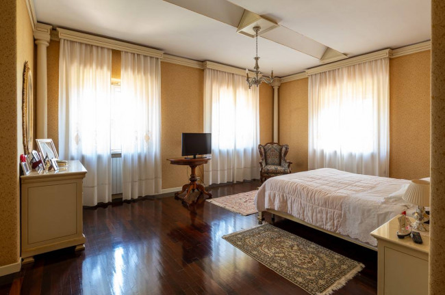 Villa in vendita a Civitanova Marche