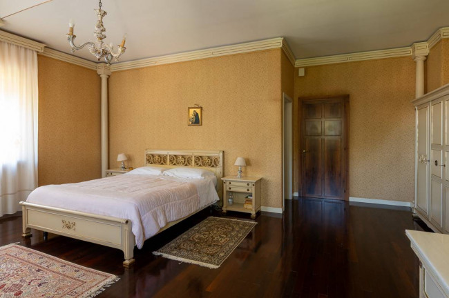 Villa in vendita a Civitanova Marche