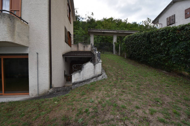 Villa in vendita a Montefortino