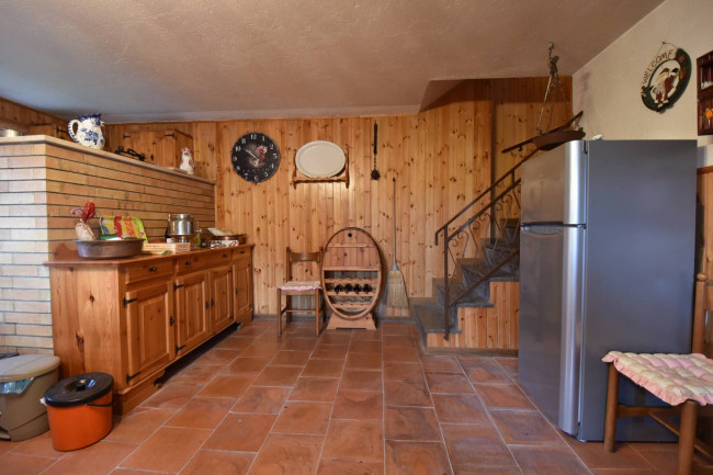 Villa in vendita a Montefortino