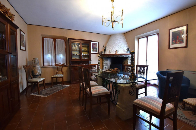 Villa in vendita a Montefortino