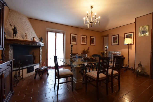 Villa in vendita a Montefortino