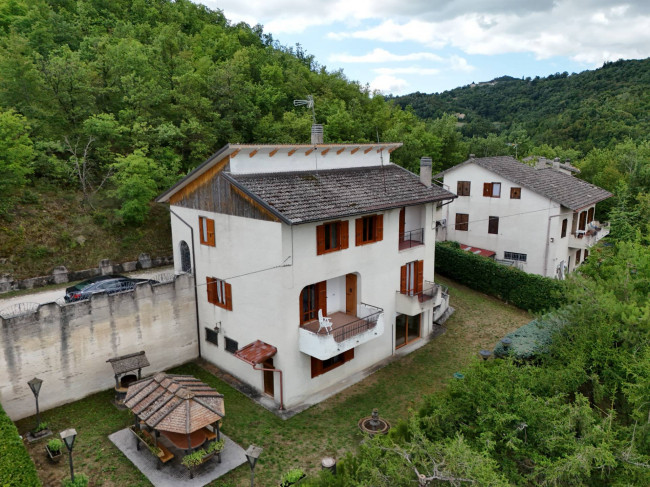 Villa in vendita a Montefortino