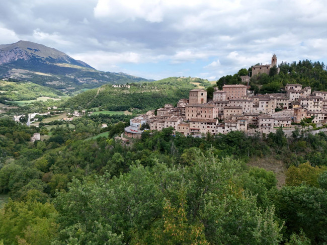 Villa in vendita a Montefortino