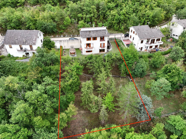 Villa in vendita a Montefortino