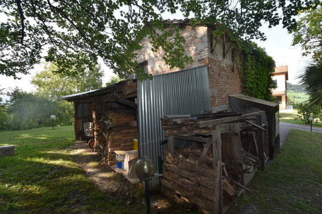 Villa in vendita a Montefortino