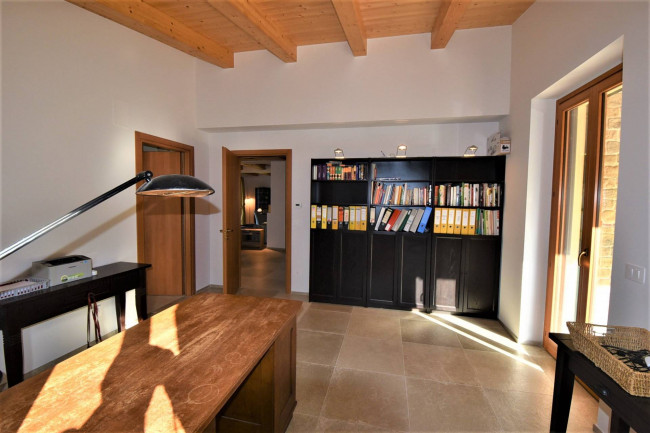 Villa in vendita a Montefortino