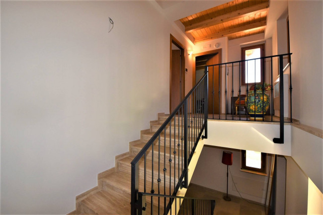 Villa in vendita a Montefortino