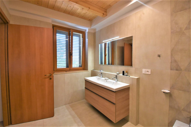 Villa in vendita a Montefortino