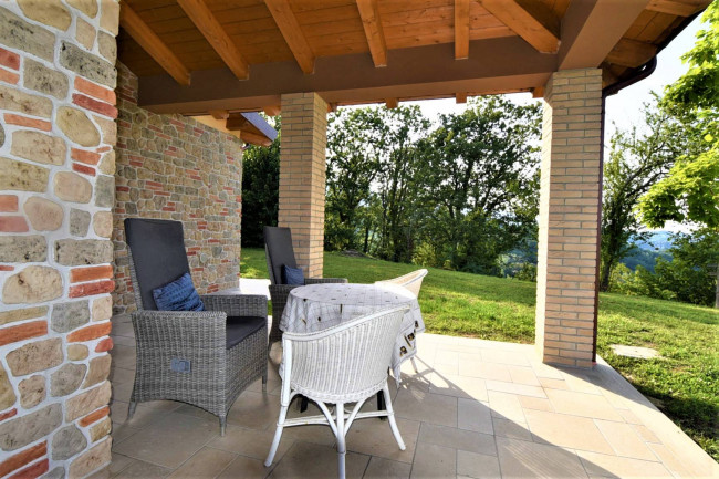 Villa in vendita a Montefortino