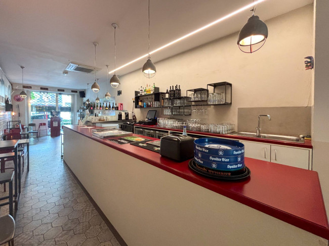 Attività commerciale in vendita a Civitanova Marche