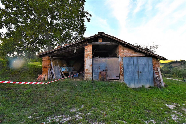 Rustico in vendita a Amandola