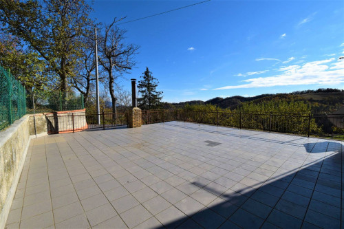 Appartamento in vendita a Montemonaco