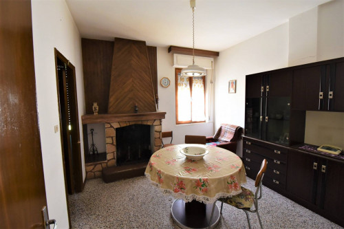 Appartamento in vendita a Montemonaco