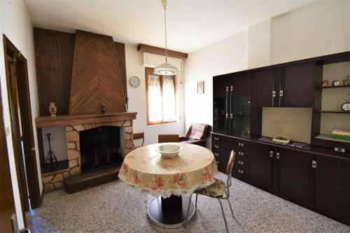 Appartamento in vendita a Montemonaco