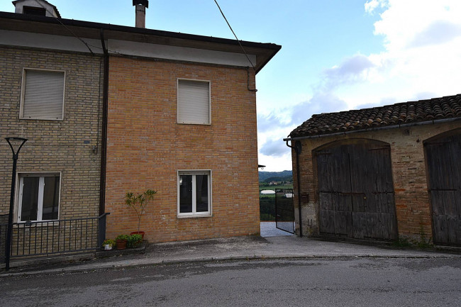 Appartamento in vendita a Amandola