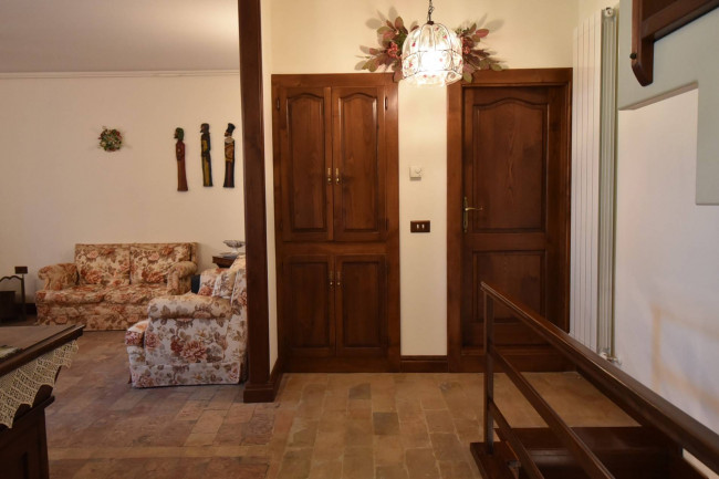 Casa cielo-terra in vendita a Montefortino