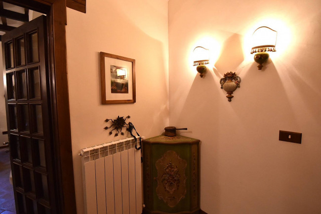 Casa cielo-terra in vendita a Montefortino