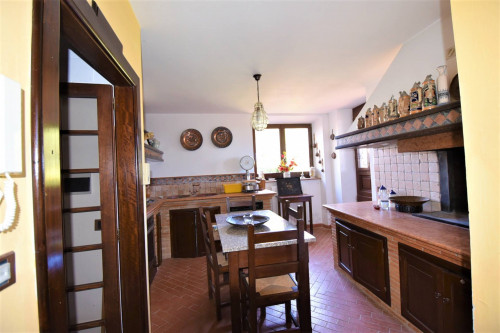 Villa in vendita a Montefortino