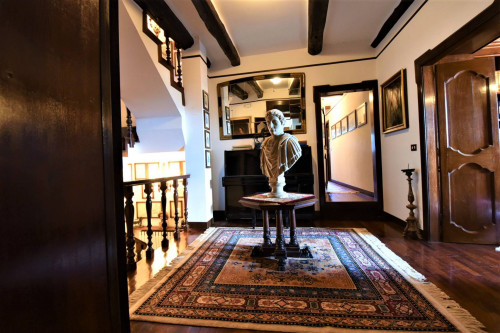 Villa in vendita a Montefortino