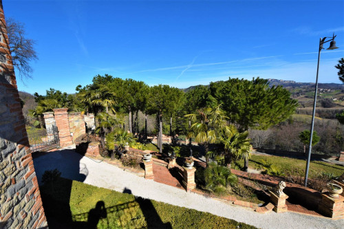 Villa in vendita a Montefortino