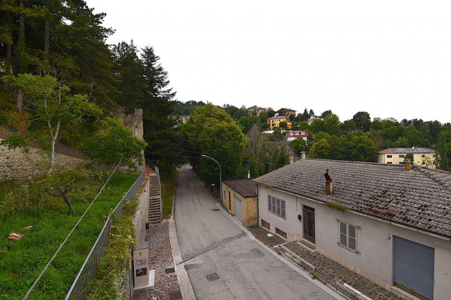 Appartamento in vendita a Montefalcone Appennino