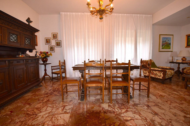 Appartamento in vendita a Montefalcone Appennino