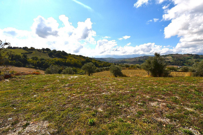 Casa singola in vendita a Ripe San Ginesio